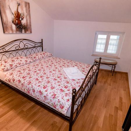 Apartments Pia Пиран Екстериор снимка