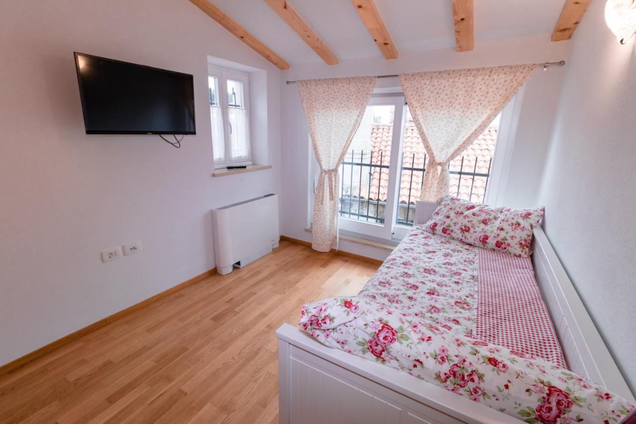 Apartments Pia Пиран Екстериор снимка